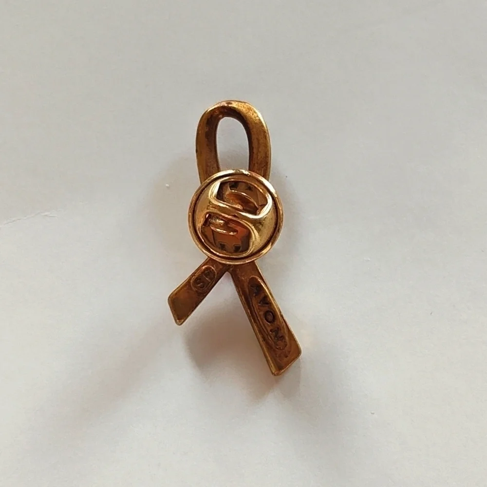 Vintage Avon pink and gold breast cancer awareness ribbon pin brooch